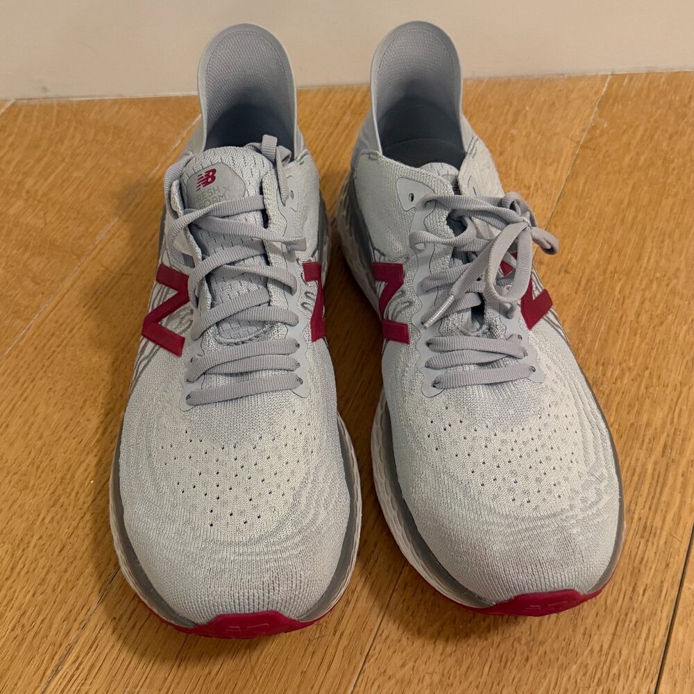 NWOT new balance fresh foam cushion running shoes (men sz 10.5)